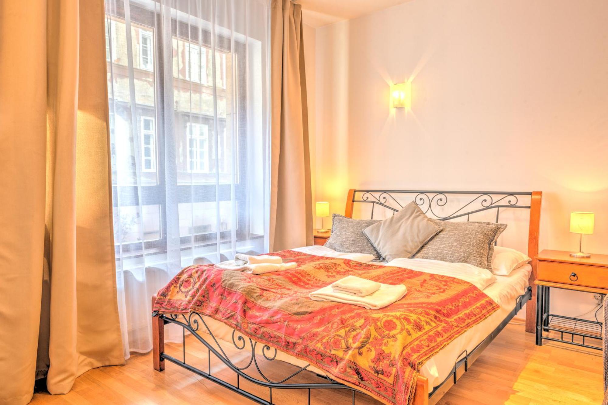 Central Downtown Apartments Budapeste Exterior foto